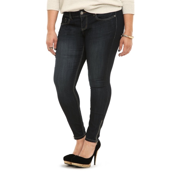 torrid Denim - Torrid Ankle Zip Stiletto Jean in Dark Wash